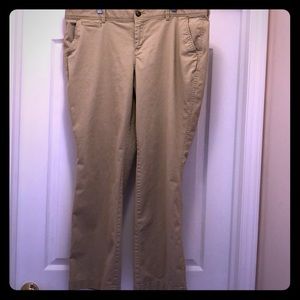 ⭐️Old Navy Khakis⭐️